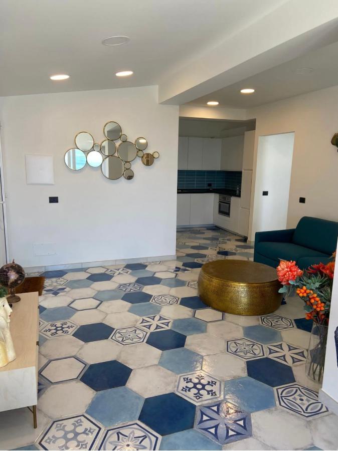 Suite Apartments Branco - Infinity Pool & Sea View - 5 Minuti Dal Centro Taormina Exterior photo
