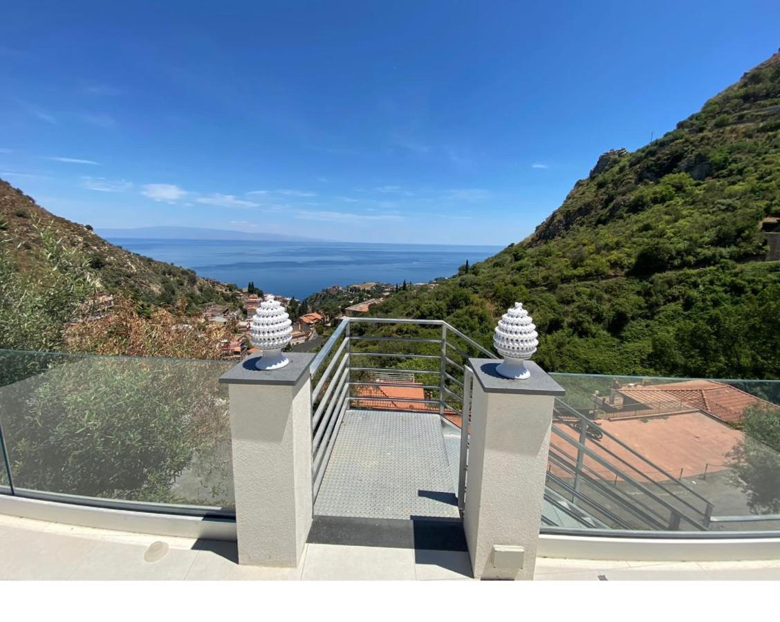 Suite Apartments Branco - Infinity Pool & Sea View - 5 Minuti Dal Centro Taormina Exterior photo
