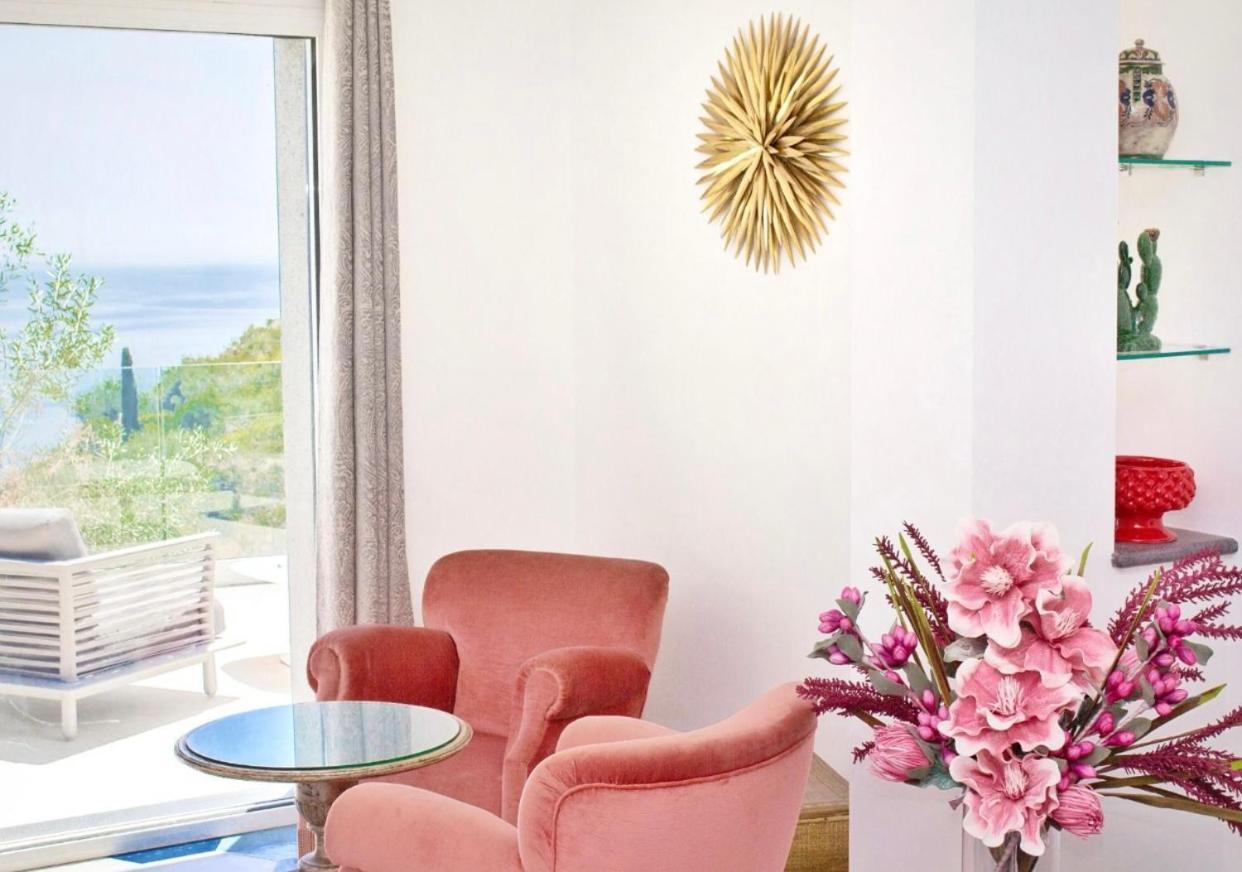 Suite Apartments Branco - Infinity Pool & Sea View - 5 Minuti Dal Centro Taormina Exterior photo