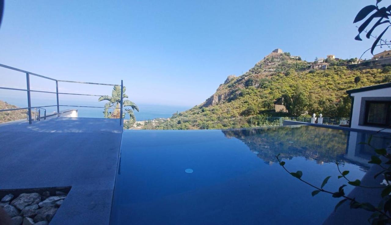 Suite Apartments Branco - Infinity Pool & Sea View - 5 Minuti Dal Centro Taormina Exterior photo