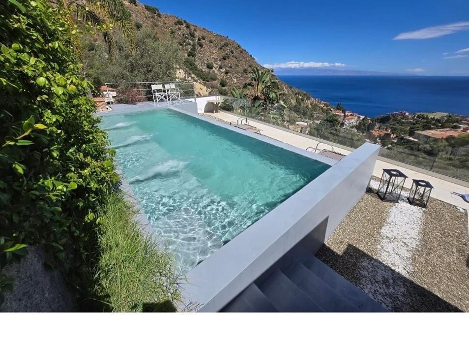 Suite Apartments Branco - Infinity Pool & Sea View - 5 Minuti Dal Centro Taormina Exterior photo